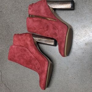 New Calvin Klein Jaslina suede ankle boot sz 9m